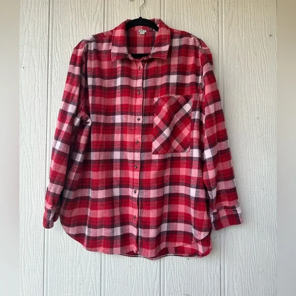 Aerie Plaid Red Oversized Flannel Shirt - Picture 1 of 9